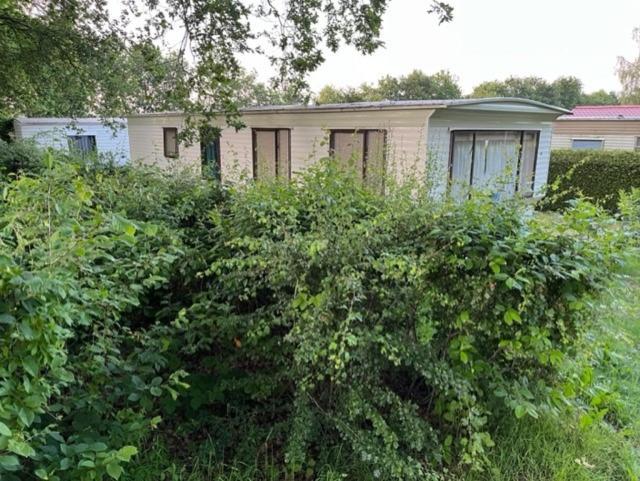 Stacaravan De Tien Geheugten: Woodland Retreat in Drenthe Schoonloo Exterior photo